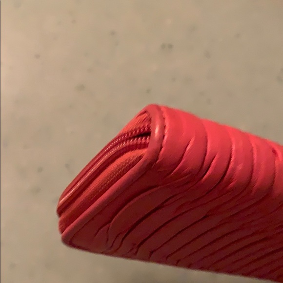 Coach wallet wristlet between deep coral & orange - Picture 4 of 7